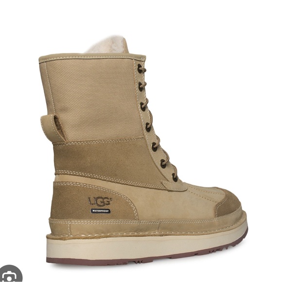 UGGS Men winter boot - Picture 2 of 9